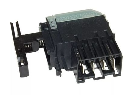 Кнопка включения стиральной машины Indesit