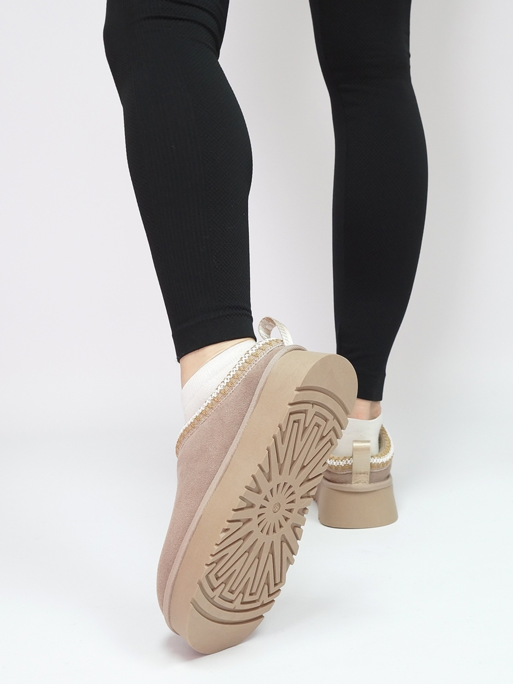 Угги женские зимние