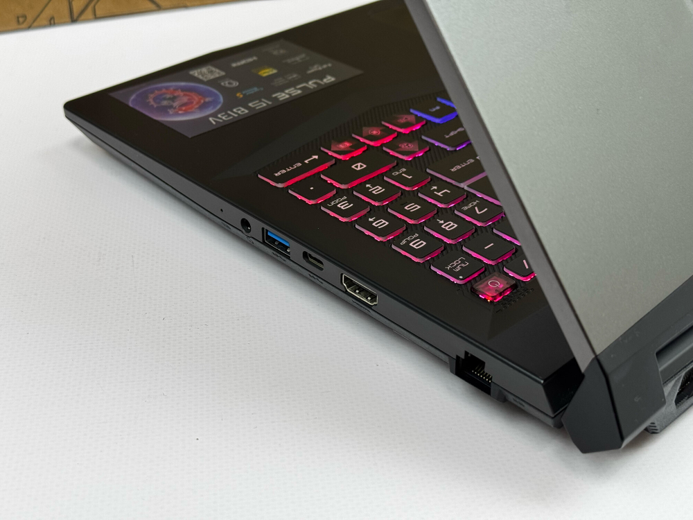 Игровой MSI Pulse i7-13700H / RTX 4070 8GB / 16GB / 1TB / 2.5K / 165Hz / Win11 / Русско-Английская клавиатура