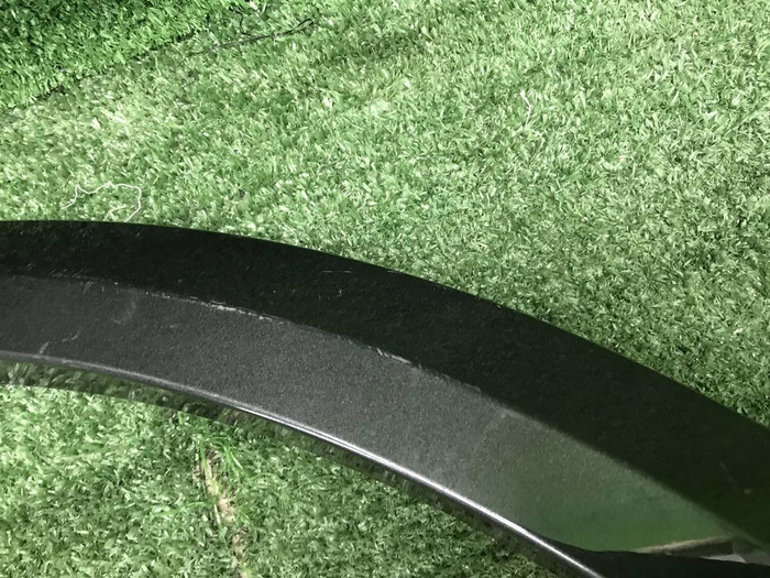 Расширитель передний левый Lixiang L9 (2022-н.в.)