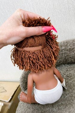 УЦЕНКА Кукла Nines виниловая 30см PIPPA без одежды (2899WN2)