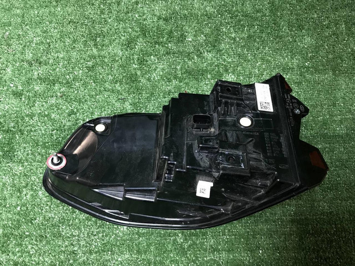 Фонарь правый внешний BMW X7 G07 (2022-н.в.)