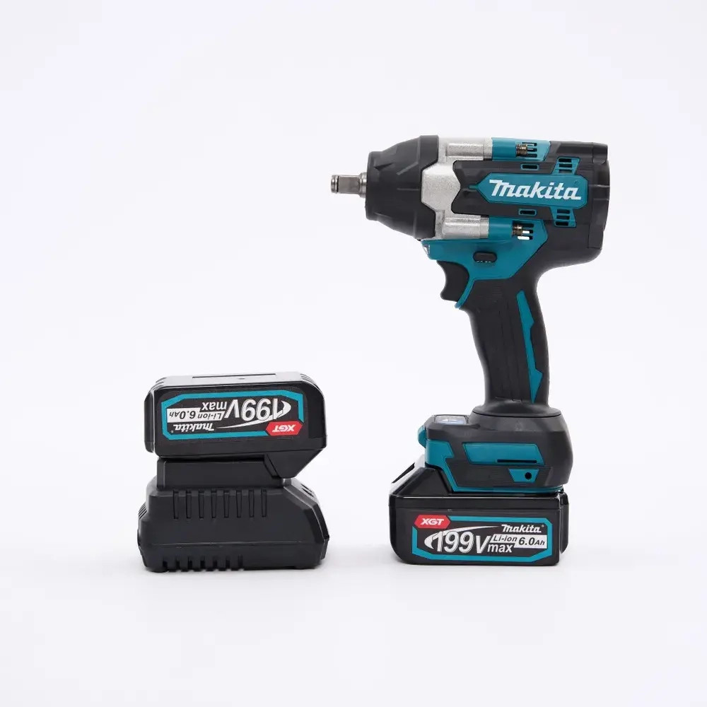 Гайковерт Makita аккумуляторный 700Н.м. , ударный,бесщеточный, 2 АКБ, усиленный