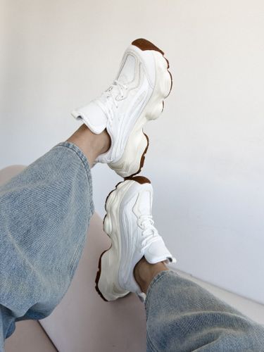 Кроссовки женские NOHO