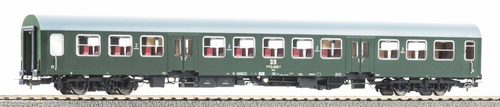 Пассажирский вагон Halberstädter 2-го класса DR, зелёный, эпоха IV