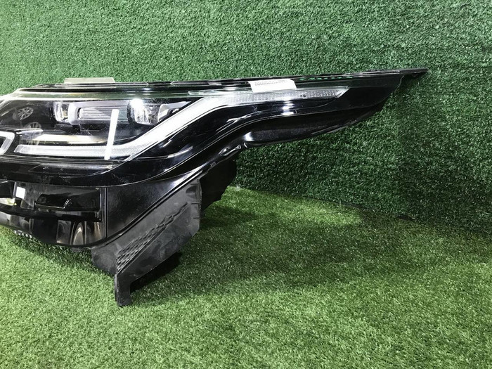 Фара левая Range Rover Velar (2017-2023) LED