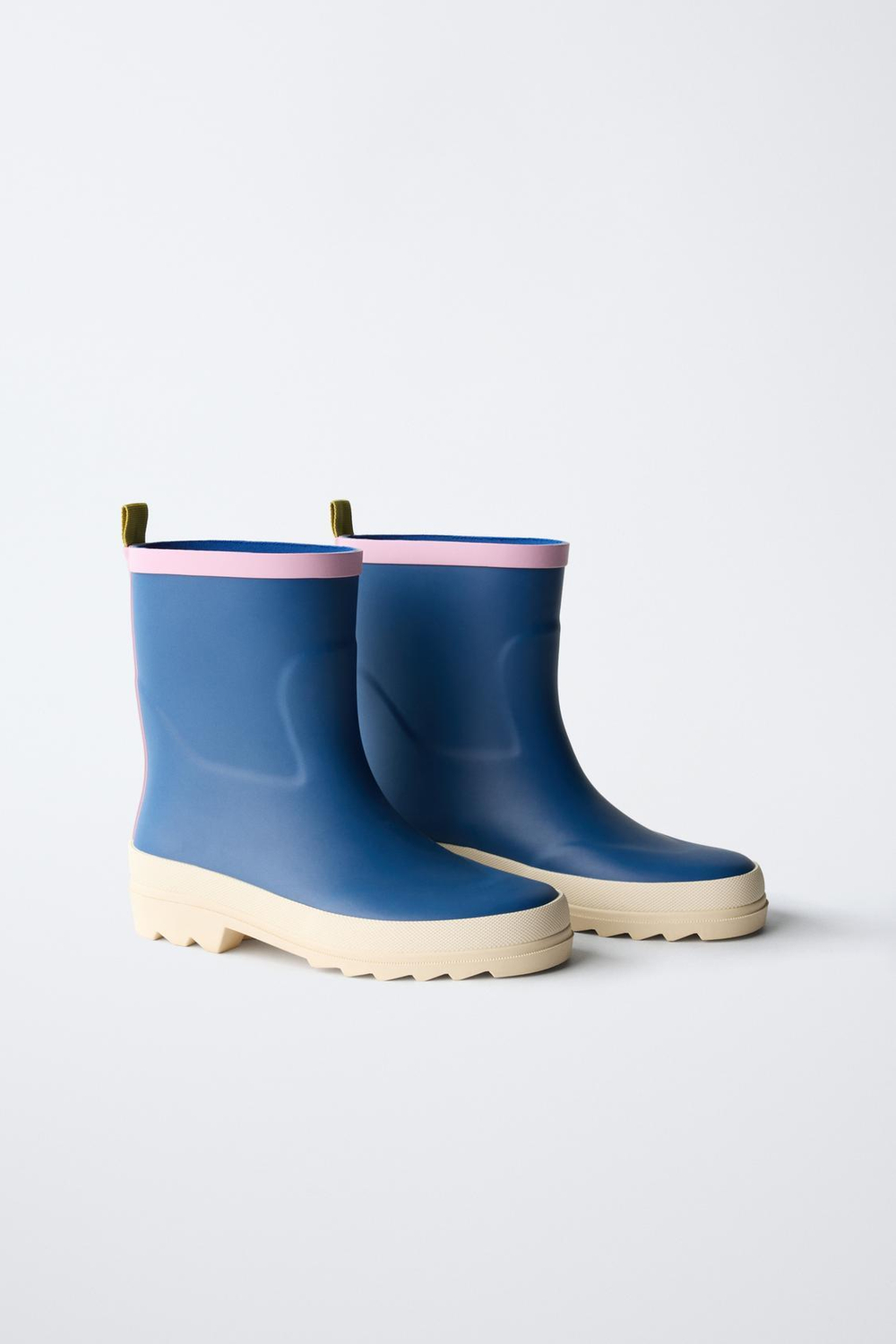 ZARA РЕЗИНОВЫЕ САПОГИ В СТИЛЕ КОЛОР-БЛОК, СИНИЙ