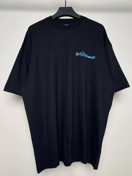 Футболка Vetements