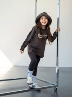 Спортивный костюм для девочки на весну с леггинсами