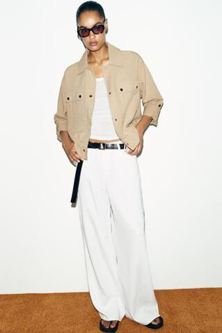 ZARA КОРОТКАЯ КУРТКА С ПОДВЕРНУТЫМИ РУКАВАМИ, ПЕСОЧНЫЙ