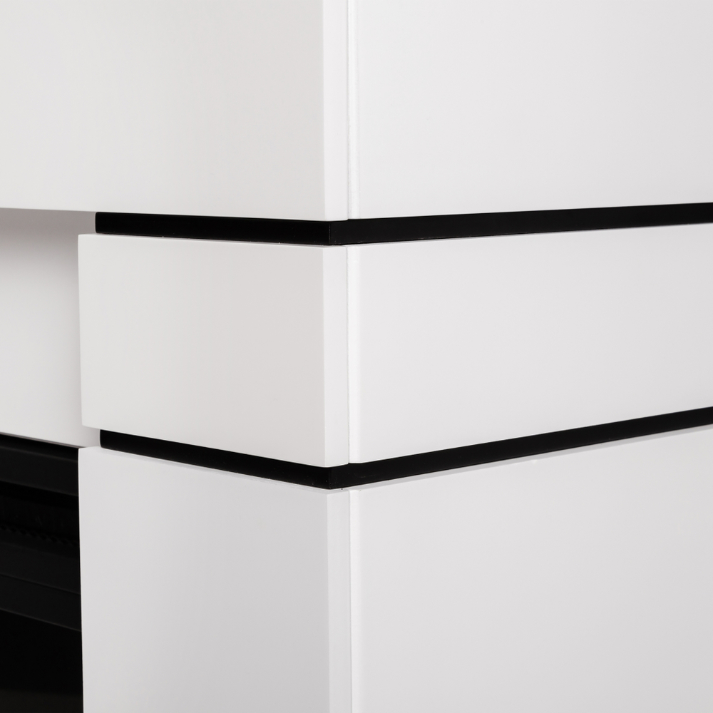 Каминокомплект Real Flame Lindelse 26 WT с очагом 3D Cassette 630 Black Panel