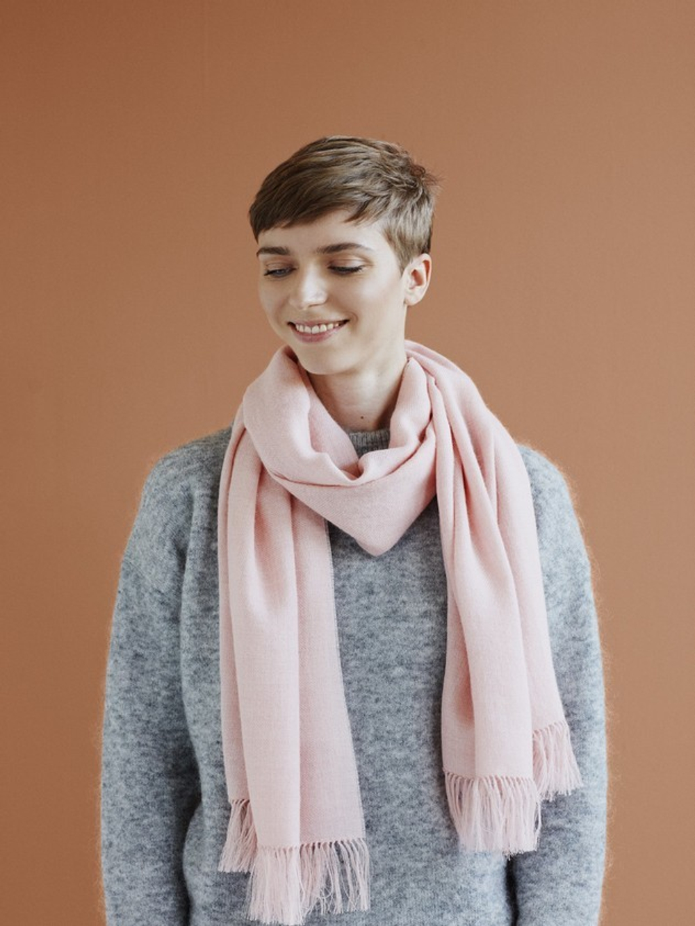 Шарф 70x200 Elvang Traveller Rose/Ivory 4201