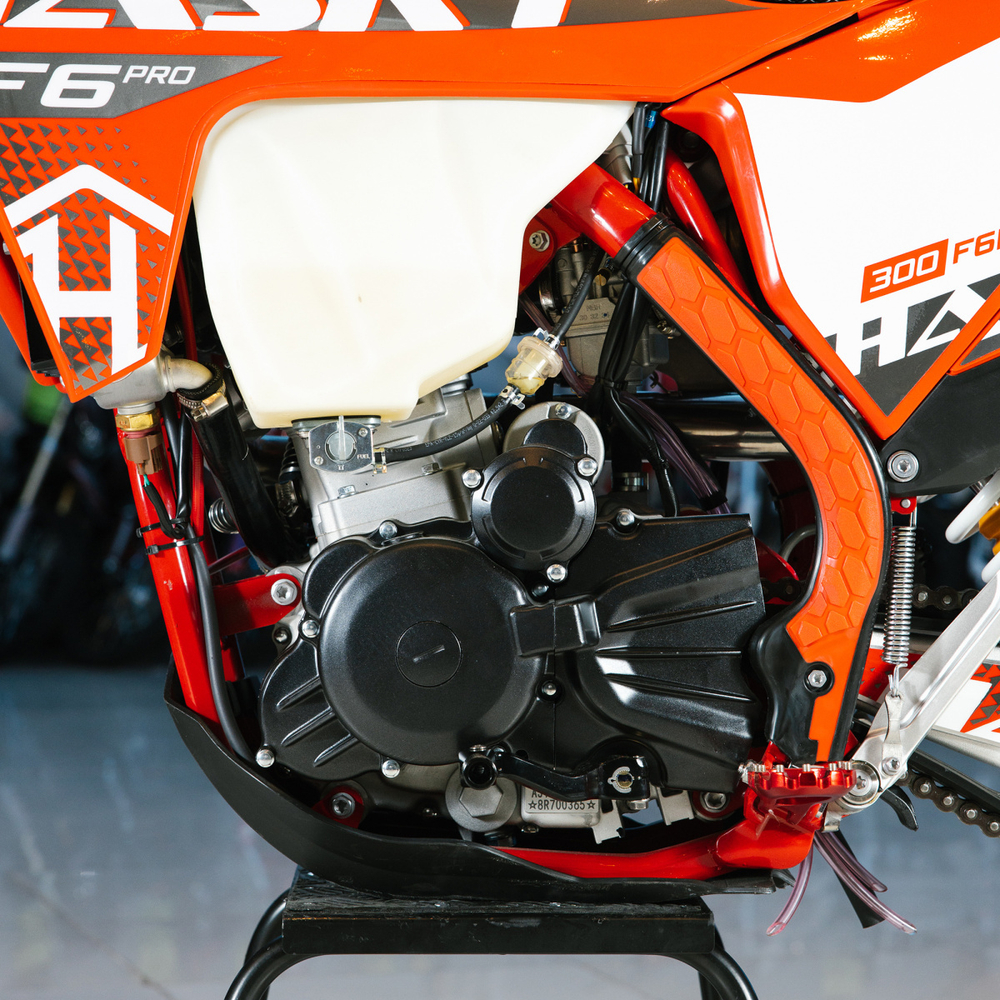 Мотоцикл Hasky F6 Pro Racing 174NB 300cc