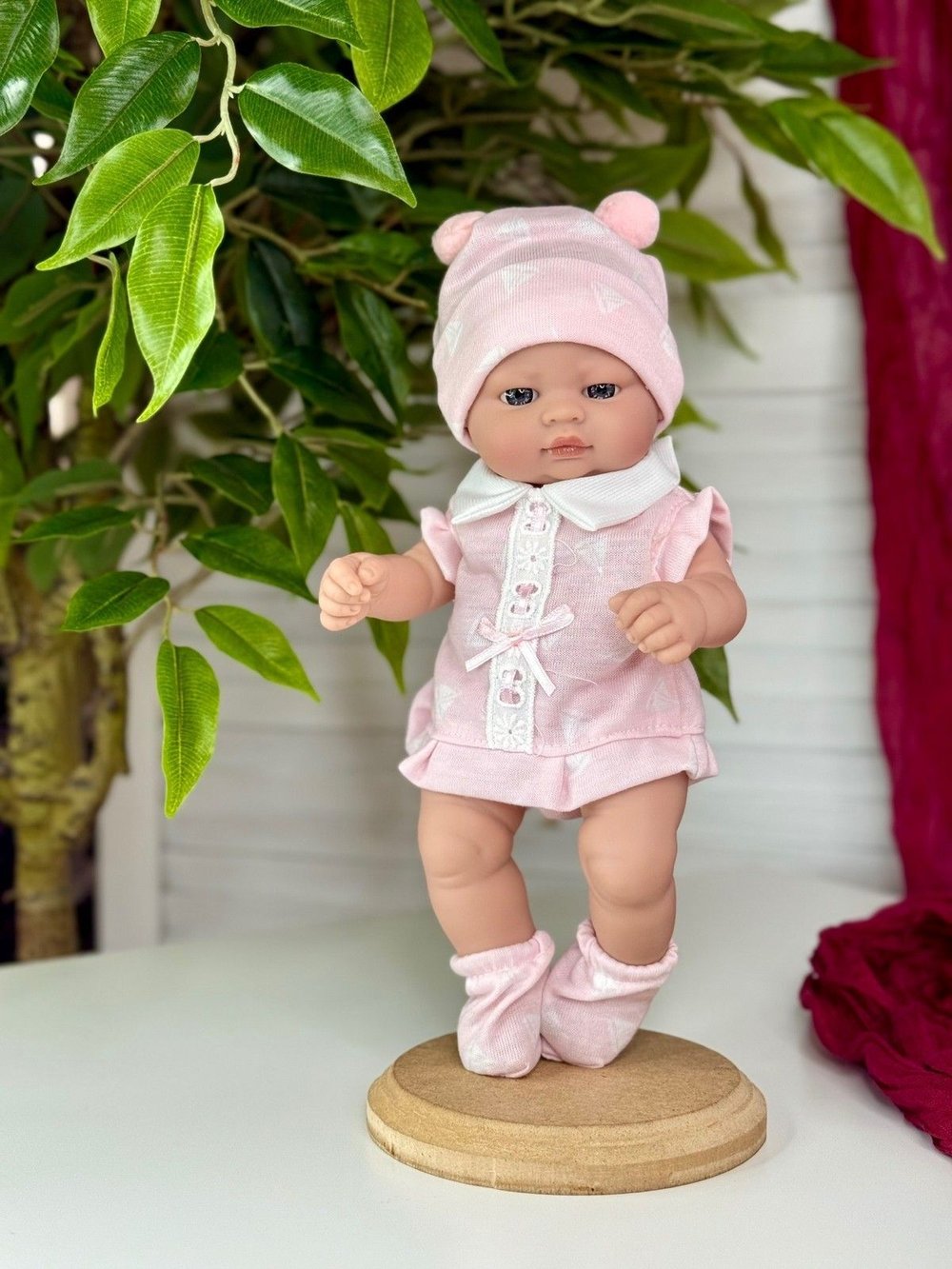 Кукла Berbesa виниловая 27см (2510A6)