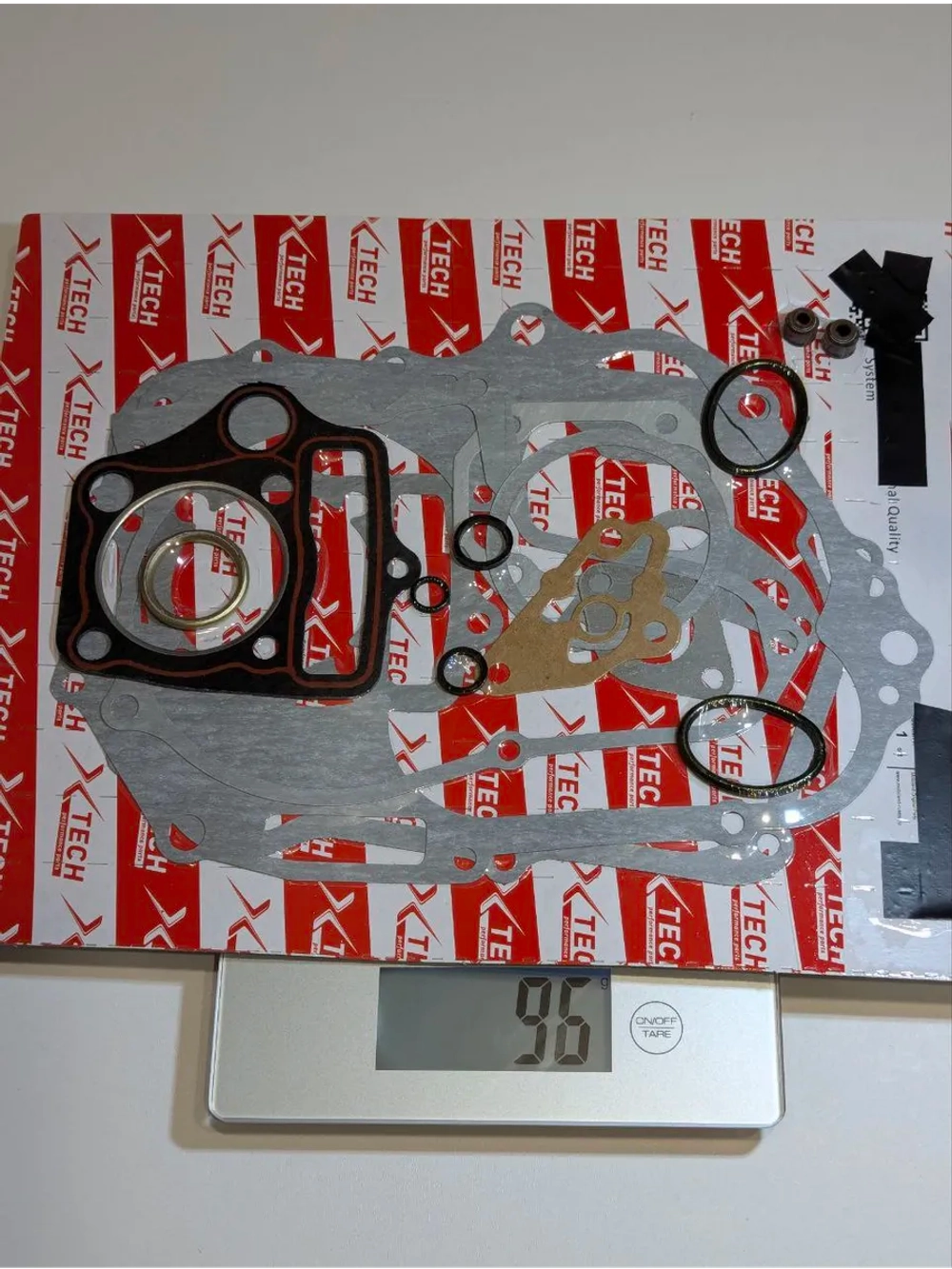 + x Набор прокладок для двигателя 154FMI 125 см3.
