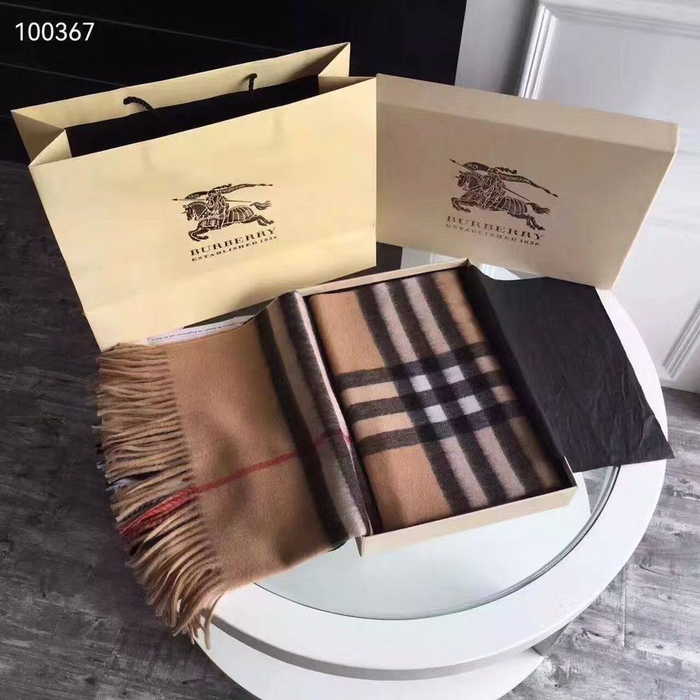 Шарф Burberry, арт. 467824581