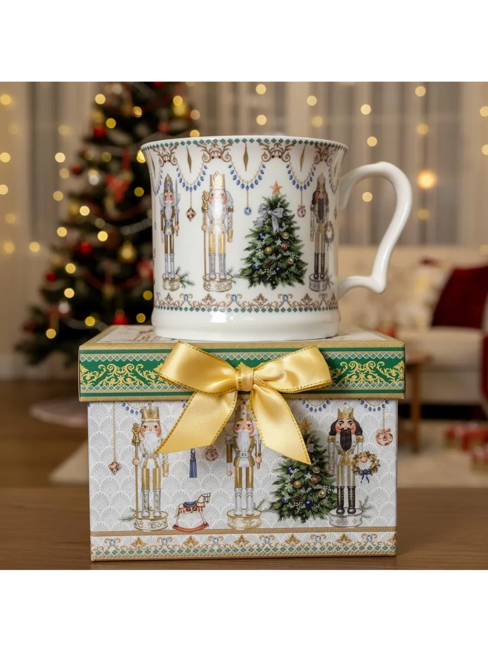 Новогодний подарочный кружка с изображением Щелкунчика