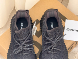 Yееzy Boost 350 v2 Black Reflective
