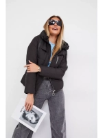 Куртка короткая с капюшоном