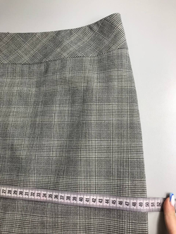 Юбка Falinda для офисных будней, визуально на 48 размер