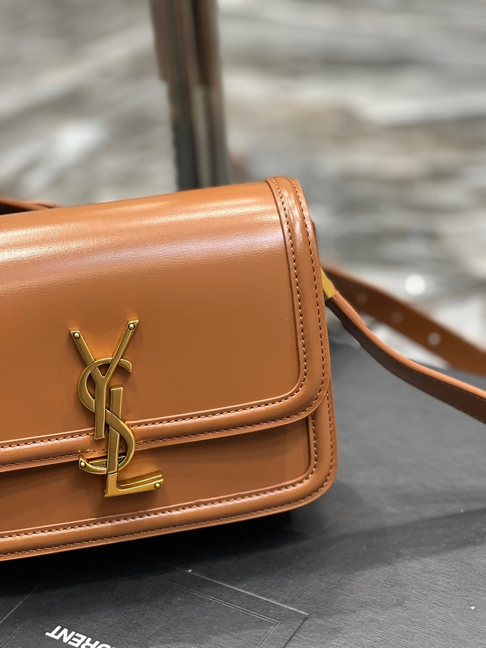 Saint Laurent Solferino 18 cm