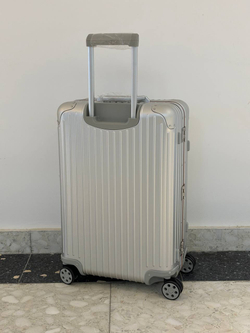 Чемодан Rimowa
