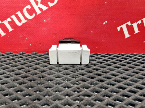 Замок бардачка 2023г.