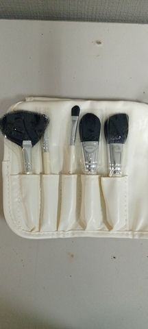 (0,5PV)Кисточки для макияжа уп 5шт