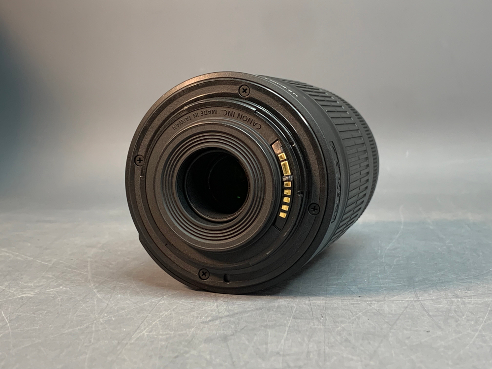 Canon EF-S 55-250mm 4-5.6 IS II