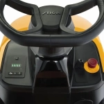 Stiga Tornado 398e садовый трактор-газонокосилка аккумуляторный (1 x 30 Aч, ЗУ) 2T0660481/ST2