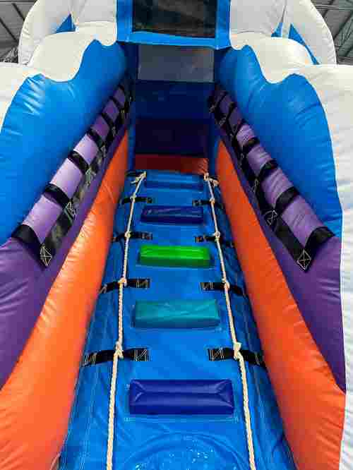 Надувной наземный аквапарк «Акула», 8*7*4,5 м