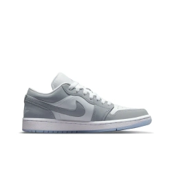 Женские кроссовки Air Jordan 1 Low 'White Wolf Grey' DC0774-105