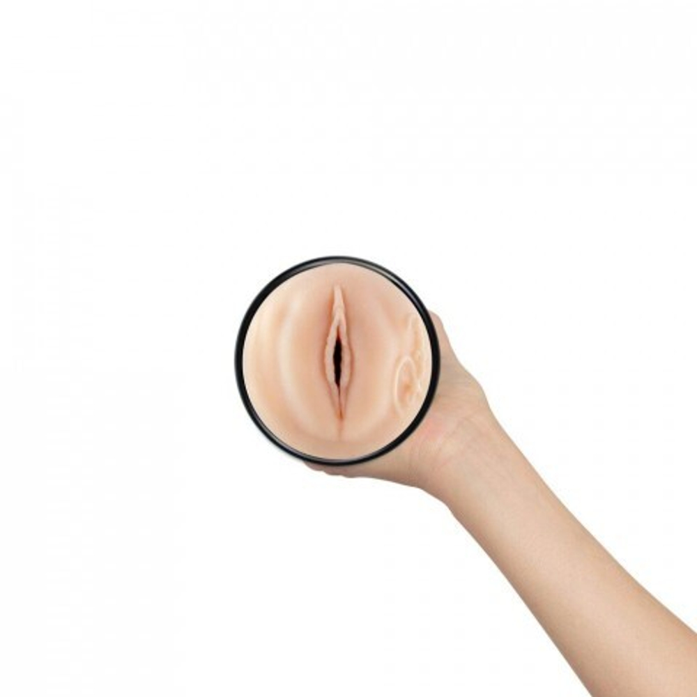 Мастурбатор Feel копия порно звезды Romi Chase от KIIROOStars Collection