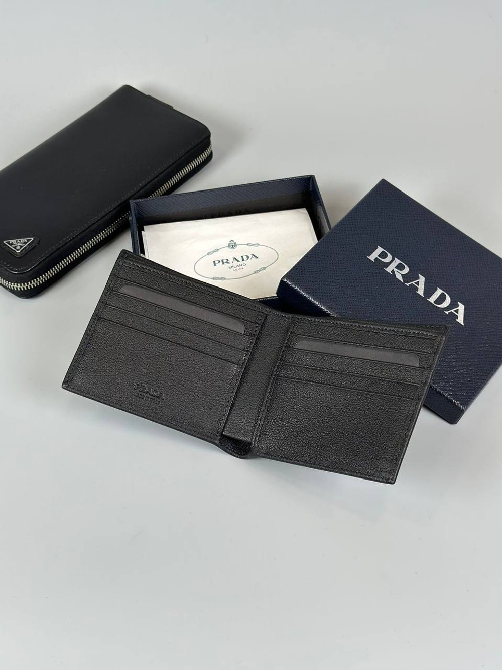 Кошелек Prada
