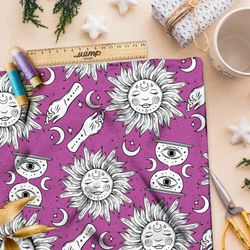 Ткань муслин эскизы астрологических символов на розовом фоне