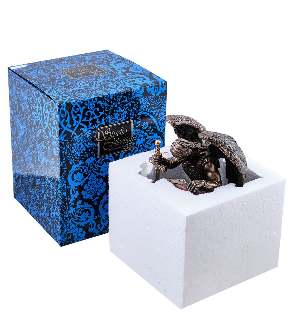 Veronese WS-1304 Статуэтка «Ангел, преклонивший колено»