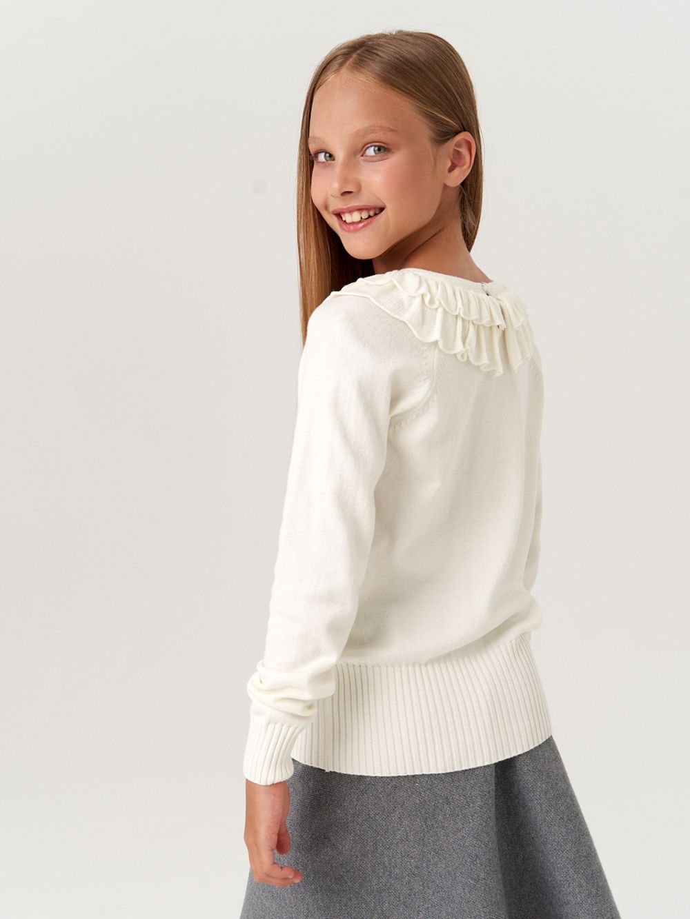 Джемпер школьный для девочки AT997  молочный