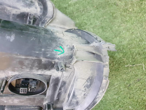 Битая Фара левая MINI Hatch R56 (2010-2013) ксенон