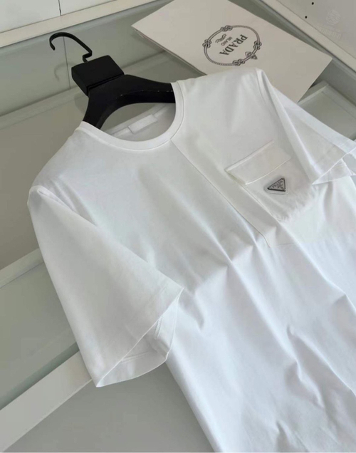 Футболка Prada