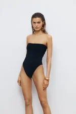 Купальник слитный BANDEAU, Черный