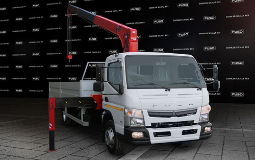 Доставка манипулятором Fuso с КМУ.