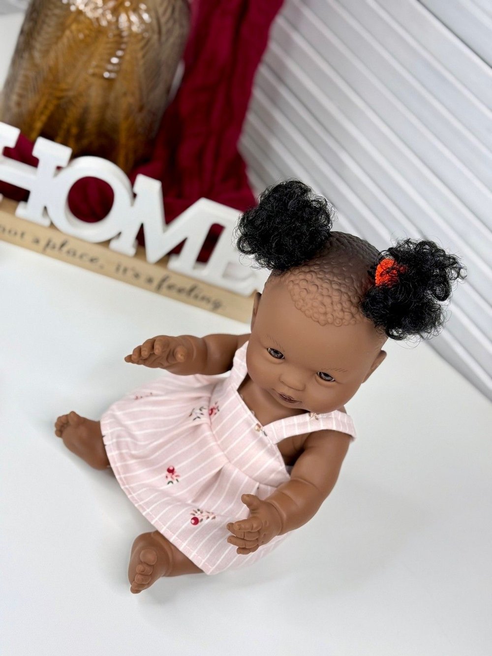 Кукла Manolo Dolls виниловая Michelina 33см (10026)