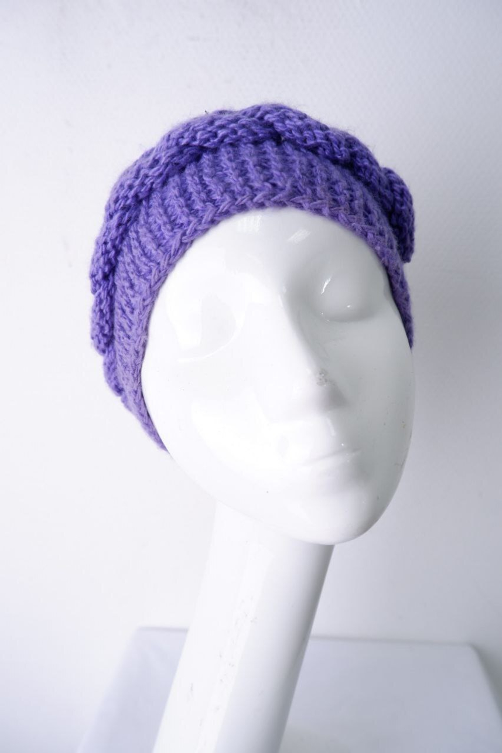 Повязка на голову вязаная