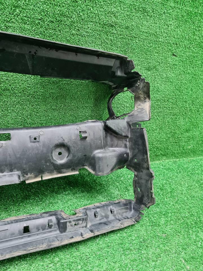 Воздуховод радиатора BMW 3er G20 (2018-2022)