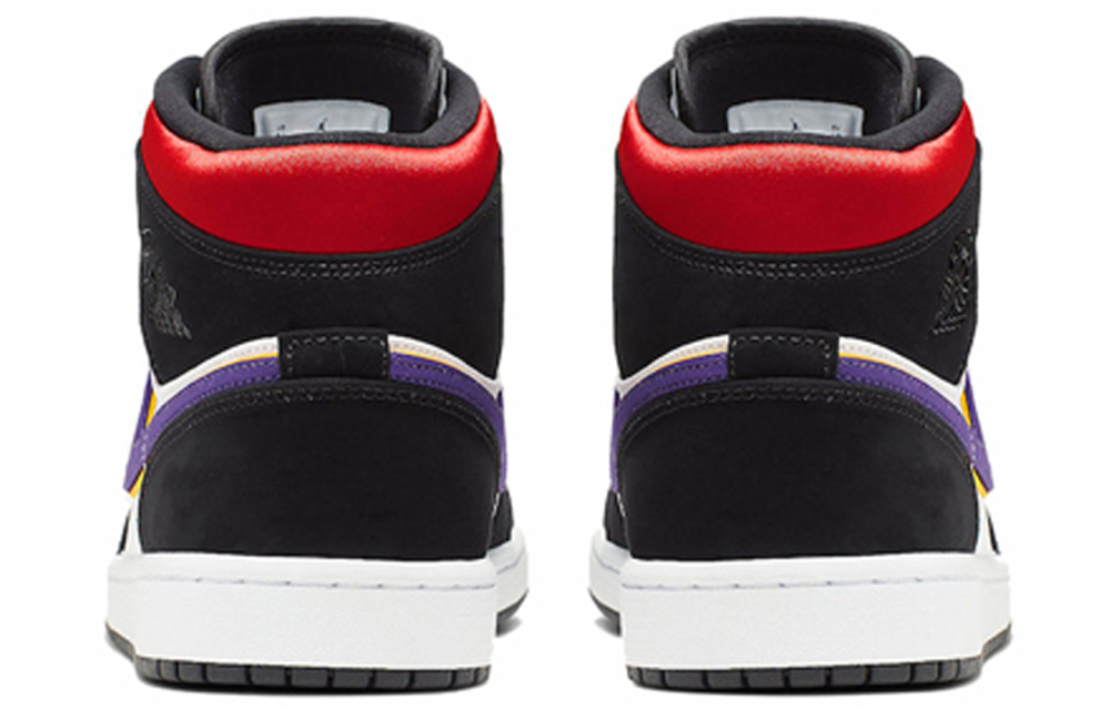 Кроссовки Jordan Air Jordan 1 Mid Se