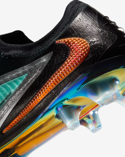 Бутсы Nike Phantom 6 Low Elite FG