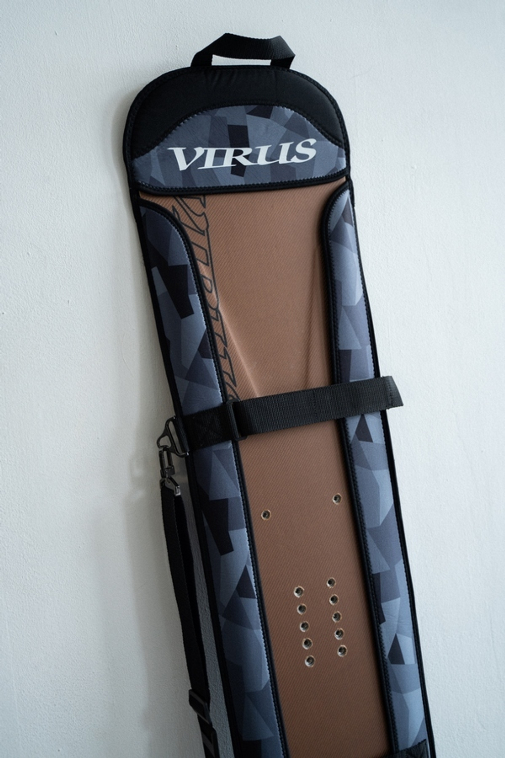 Неопреновый чехол VIRUS