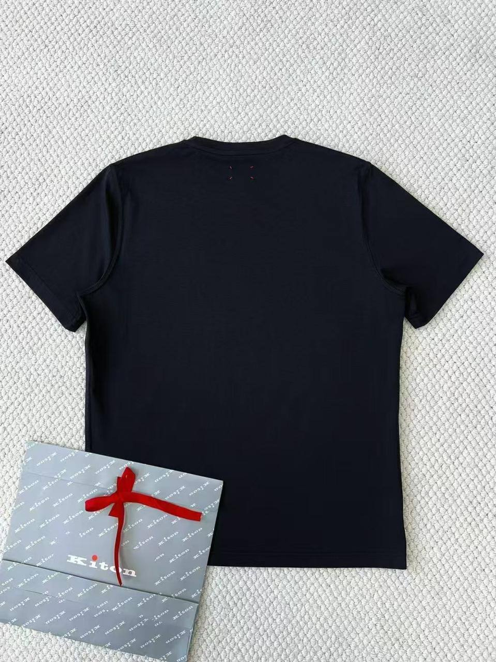 Футболка Kiton