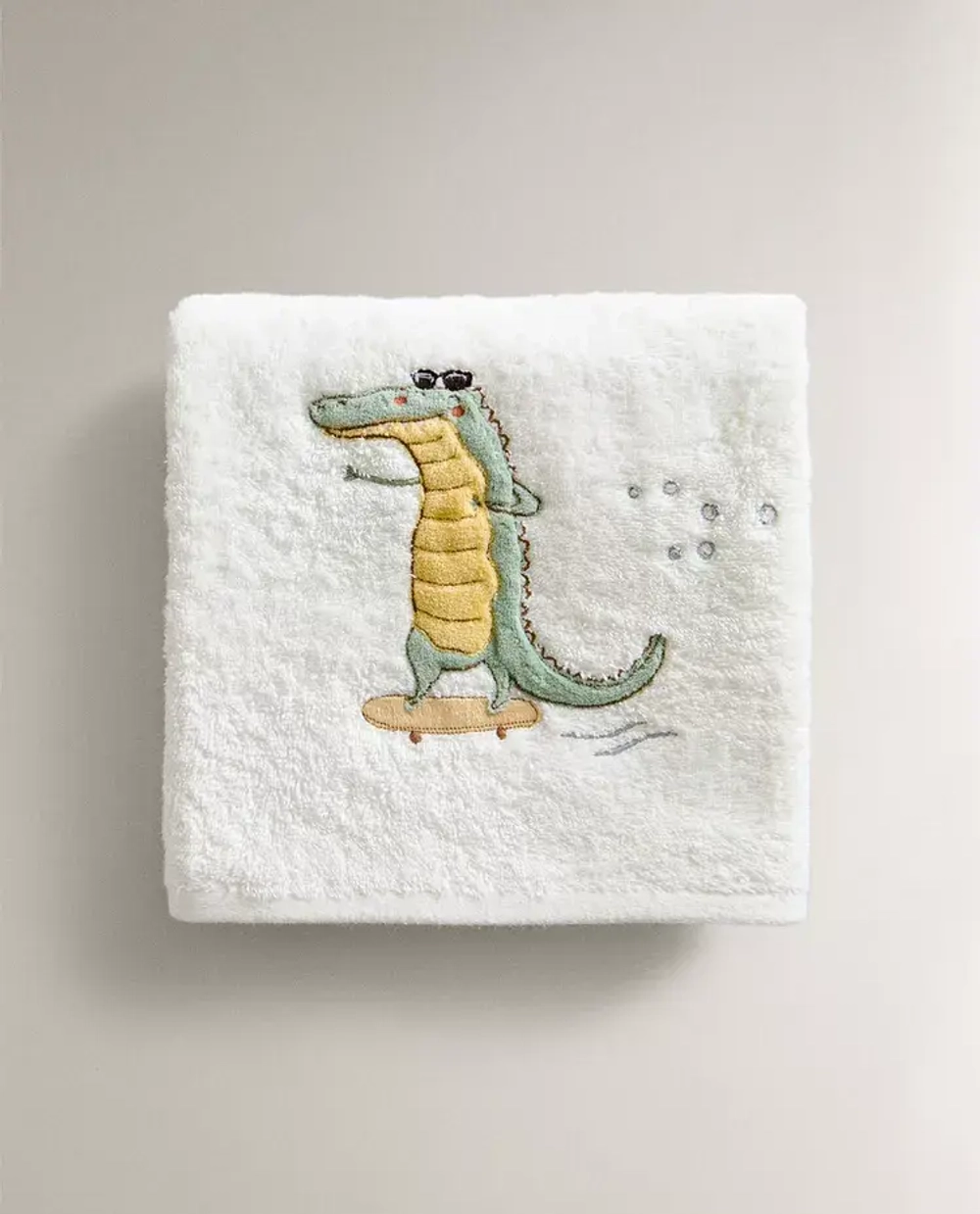 ZARA HOME ДЕТСКОЕ МЯГКОЕ ПОЛОТЕНЦЕ С ВЫШИВКОЙ, СИНИЙ