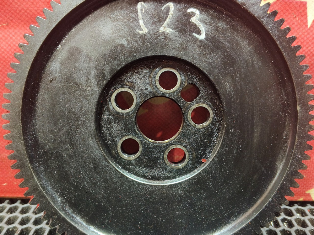 Шестерня распредвала